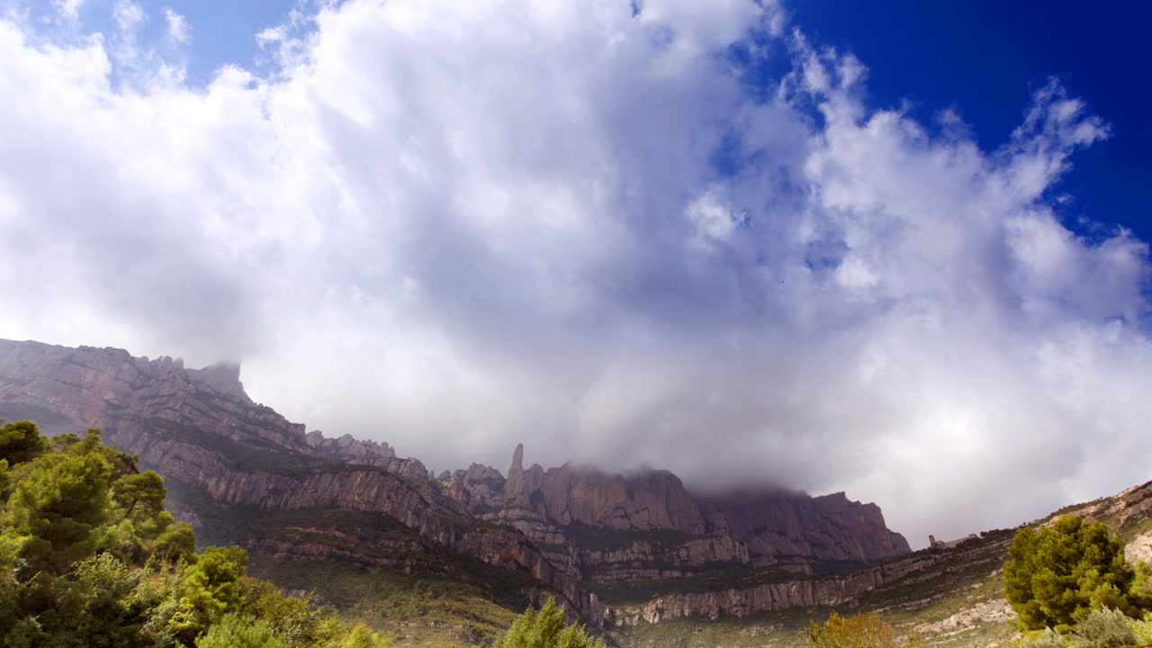 몬세라트 산맥 02