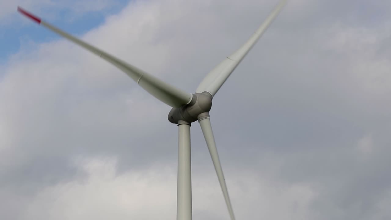 ветряная турбина крупным планом