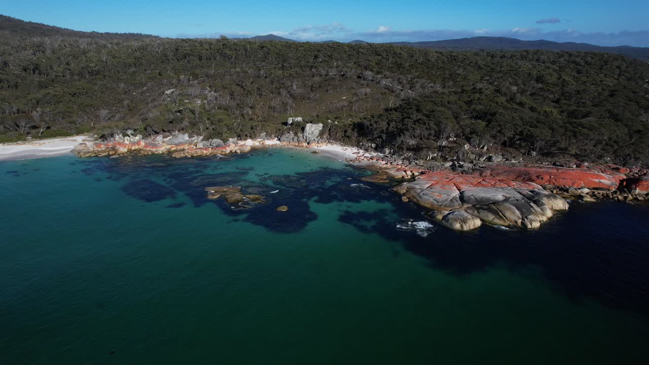 Idyllic Landscape Of Cosy Corner, Binalong Bay, Tasmania, Australia - Aerial Pullback