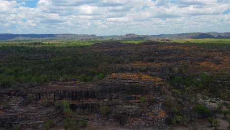 Roca-Ubirr-Con-Vistas-Al-Paisaje-De-Australia--antena