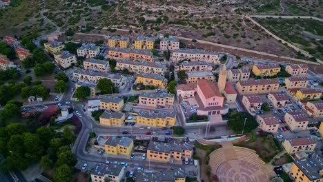 Piazza-Franco-Oliverio,-Cagliari,-Cerdeña,-Italia