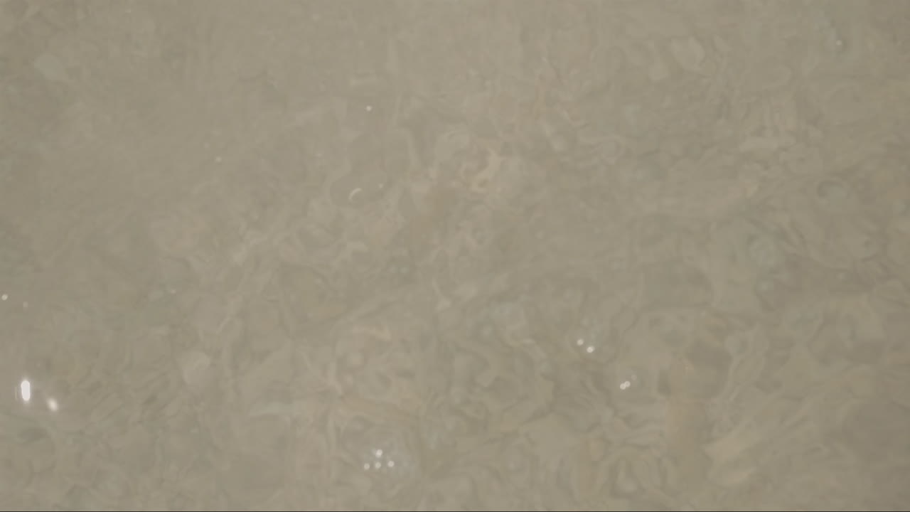 열대 해변 인도네시아에서 잔잔한 바다