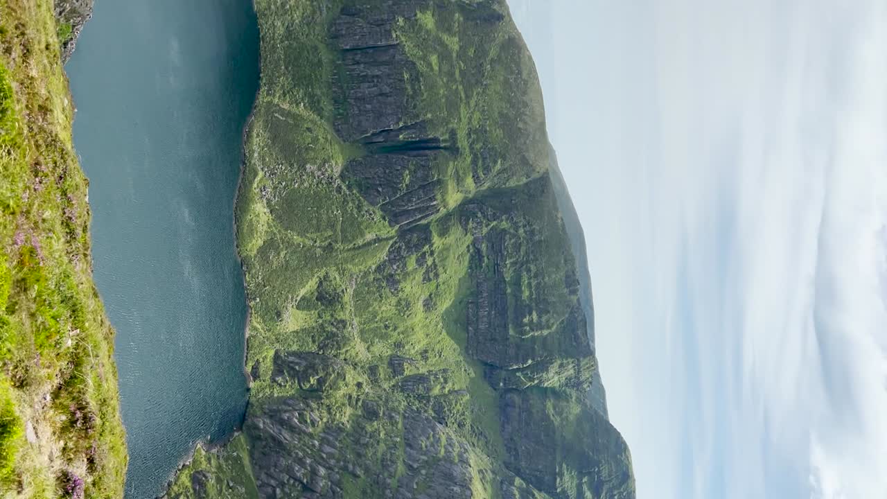 lago coumshingaun, waterford, irlanda-2