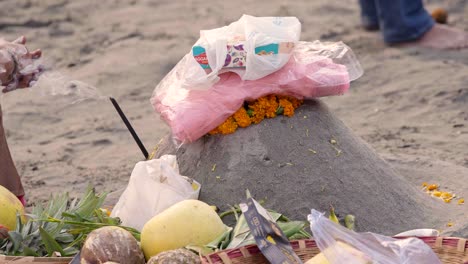escultura de chhath puja hecha por los indios