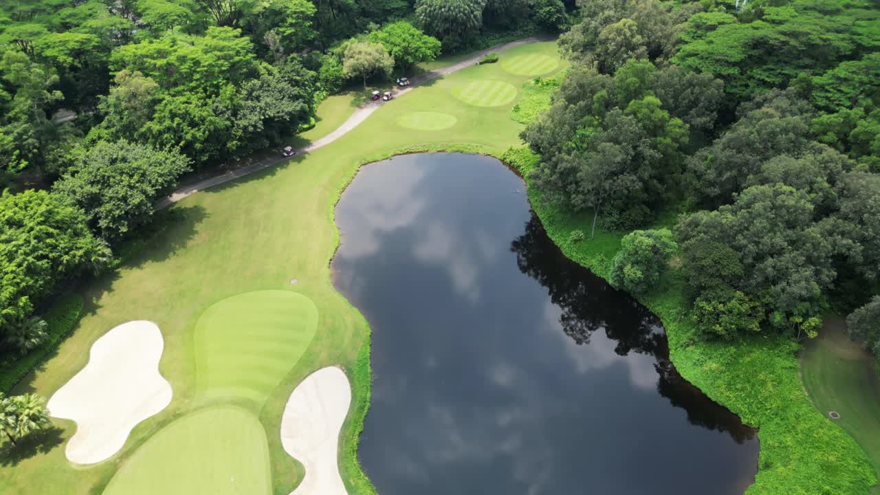 The world's largest golf facility. Mission hills