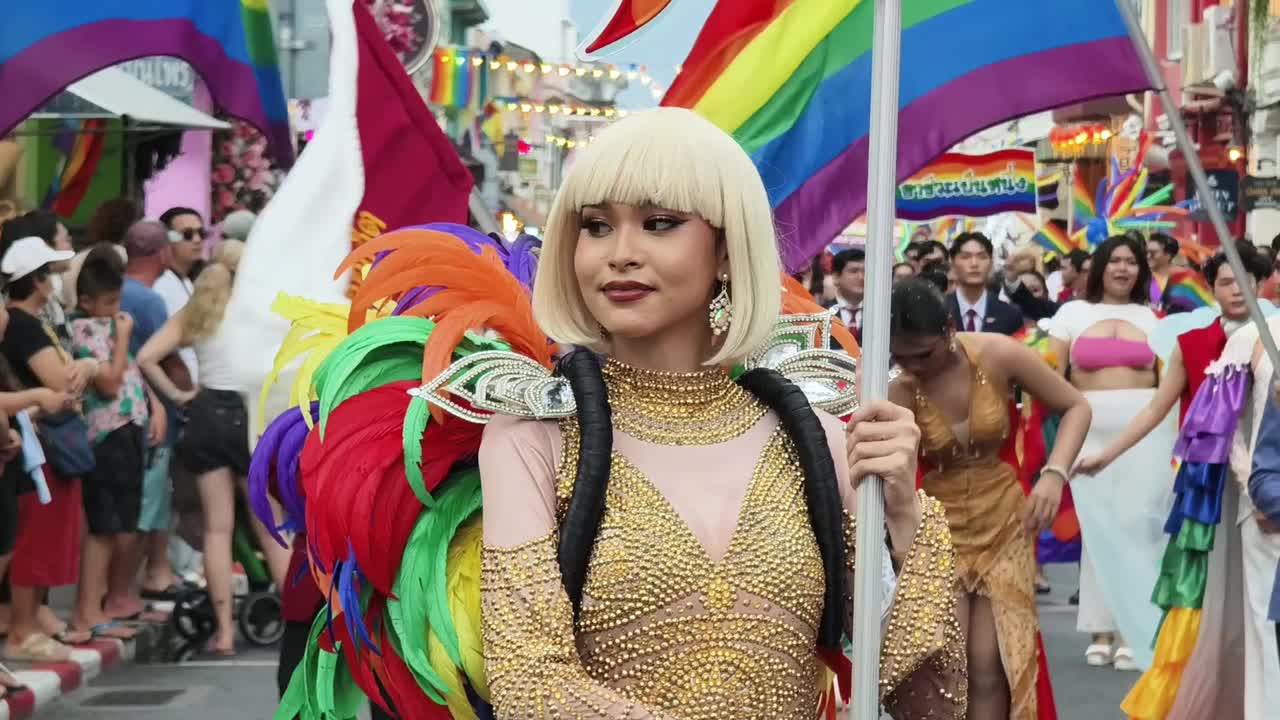 desfile del orgullo lgbtq en tailandia