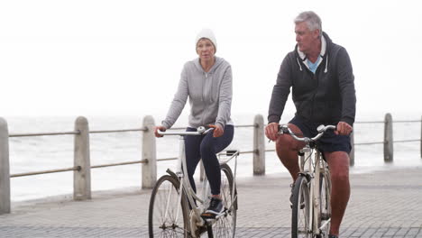 Dando-Un-Paseo-En-Bicicleta-Con-Mi-Amor