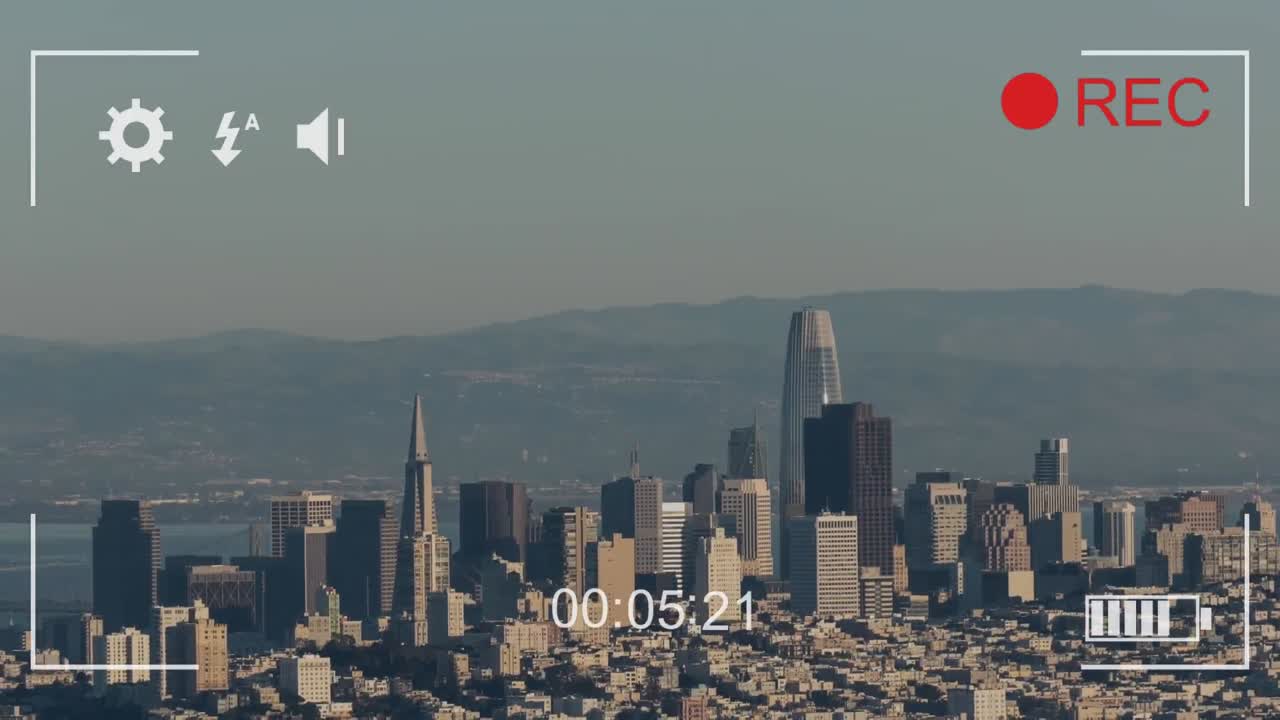 배경 에 건물 들 이 있는 카메라 를 통해 보는 시각 의 애니메이션