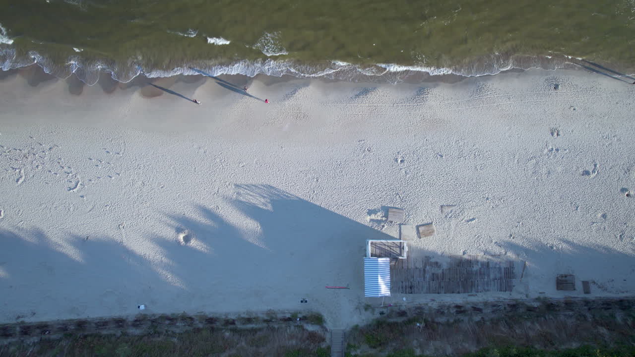 크리니카 모르스카 해변의 공중 조감도