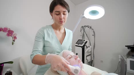 phonophoresis face procedure in the modern cosmetology clinic