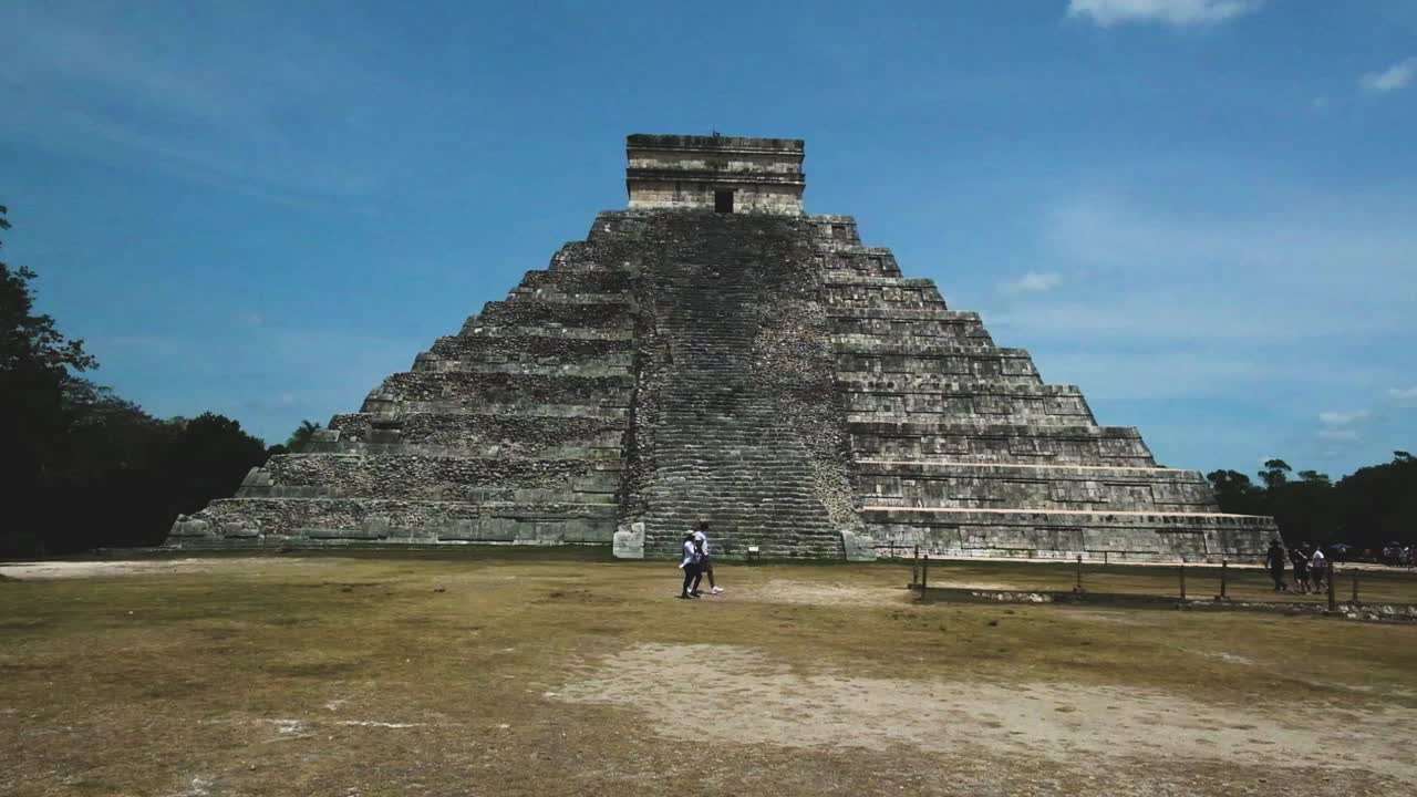 Mesoamerican Chichen Itza Temple Stairs Pyramid Archeological Yucatan Mexico Mayan Heritage