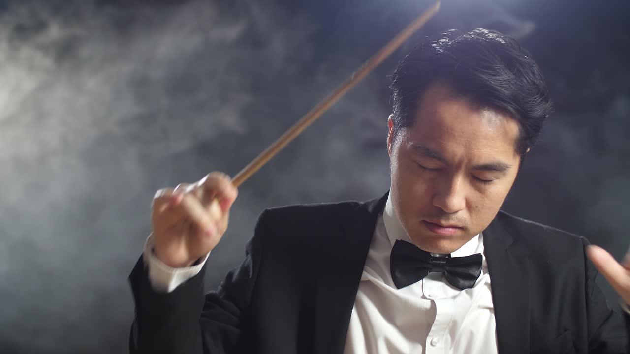 작동하는 전도기