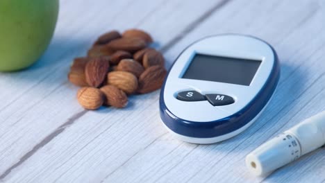 diabetes management with almonds