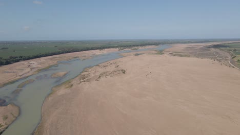 water scarcity crisis at burdekin river during extreme dry season in qld, australia