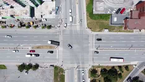 vista aérea de arriba hacia abajo de la intersección carlington ottawa