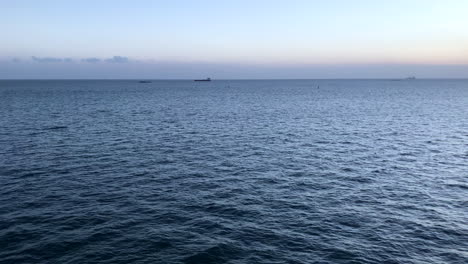 Sunset-on-the-ocean-horizon-on-a-breezy-evening