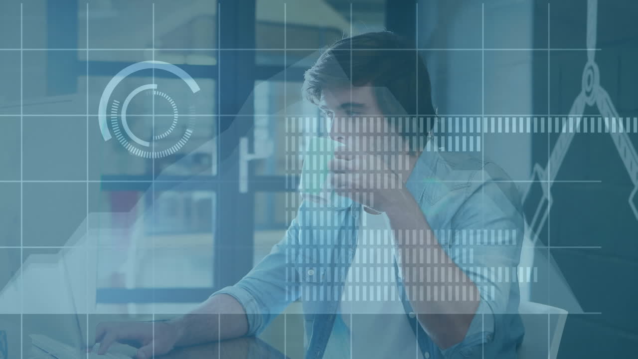 animación del procesamiento de datos financieros sobre el empresario que trabaja en la oficina