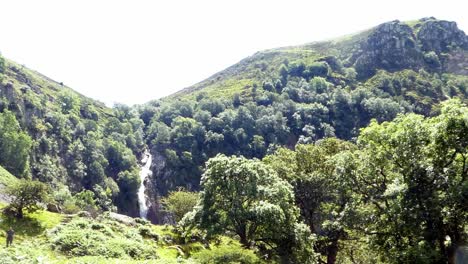Aber-Falls-Snowdonia-Montaña-Parque-Nacional-Galés-Cascada-Escena-Rural