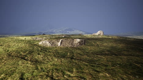 Outdoor-Abenteuerlandschaft-In-Den-Bergen-Im-Schönen-Grünen-Sommer