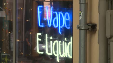 E-VAPE-E-LIQUID-NEON-LIGHT-SIGN