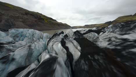 Cinematic-FPV-shot-along-the-ridges-in-the-icebergs-at-Skaftafell-Glacier