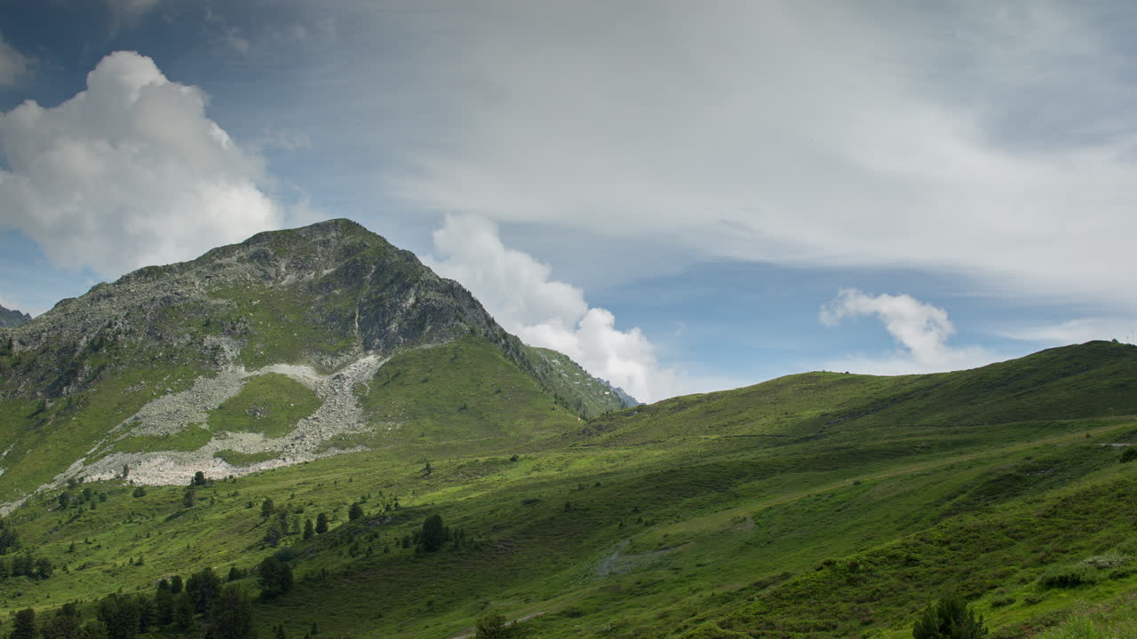 Verbier Green Peaks videa 4K 04