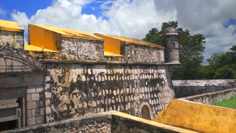 San-Jose-el-Alto-Campeche-Mexico-Fort-Castle-dolly-out