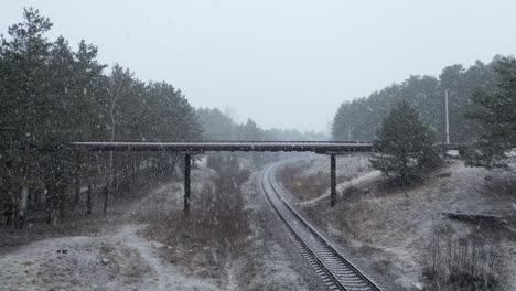 antena: puente de paso elevado que se utilizó en hbo chernobyl durante la ventisca