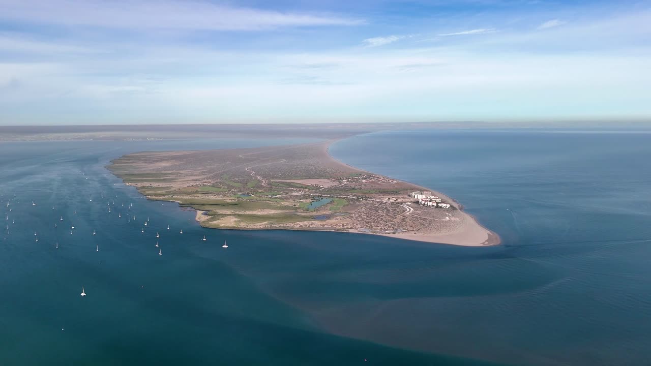 라 파즈, 바하 캘리포니아의 모고테 베이와 보트의