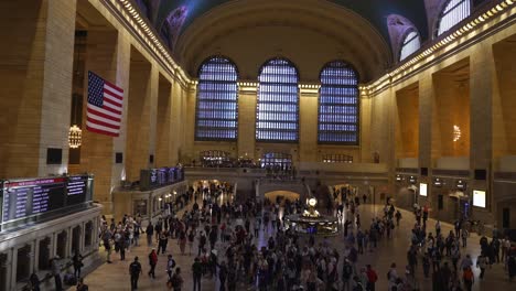 main concourse, the grand central terminal beating heart, is an awe-inspiring space with a celestial ceiling mural depicting a starry night sky