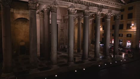 the pantheon in rome at night