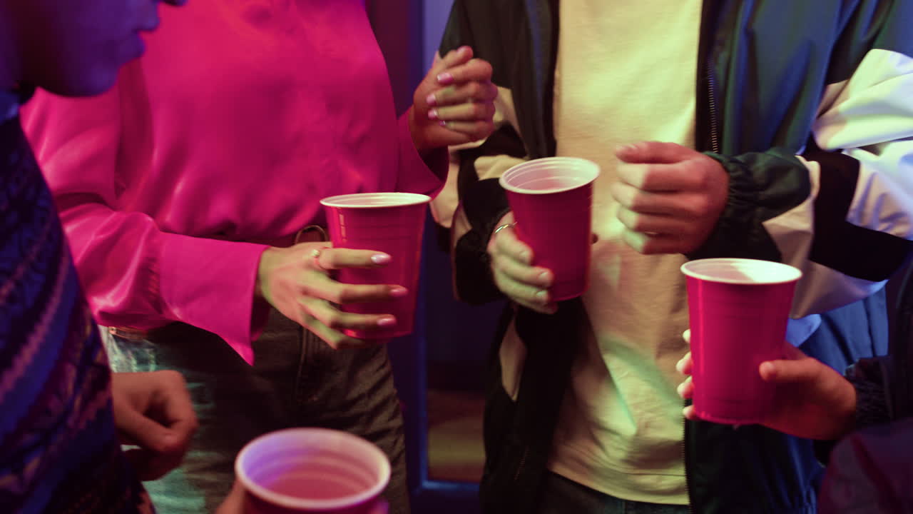 파티에 있는 사람들