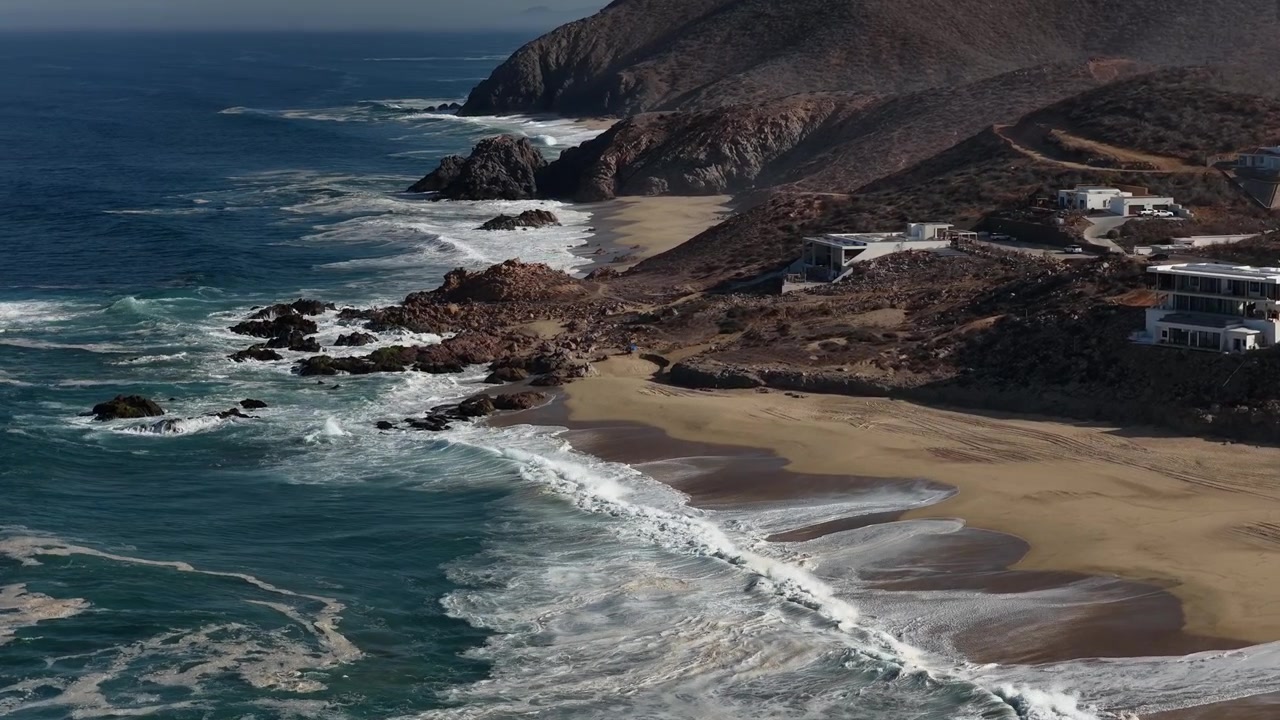Vista aérea do Palm Beach Club na Costa do Pacífico em Cabo San Lucas, México.