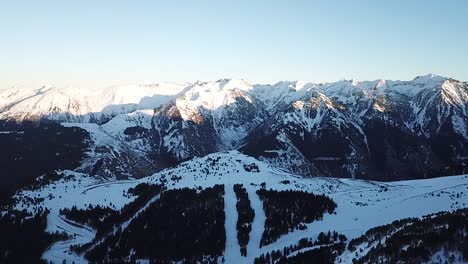 Pirineos-Franceses-Filmados-Con-Un-Dron-Durante-El-Invierno