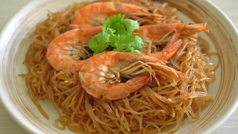 casseroled or baked shrimp with glass noodles or shrimp potted with vermicelli