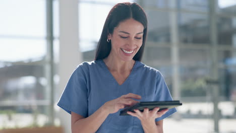 Nurse,-woman-or-smile-with-tablet-in-hospital