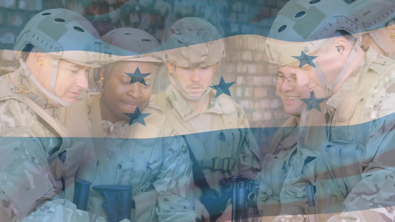 Animação da bandeira de Honduras sobre soldados masculinos diversos