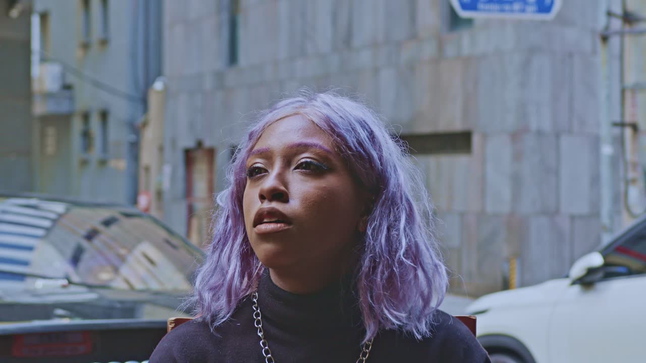 africano negro hembra niña mujer cara emoción frustración decepcionado