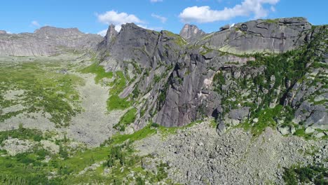 Aerial-Views-of-Siberian-Mountains