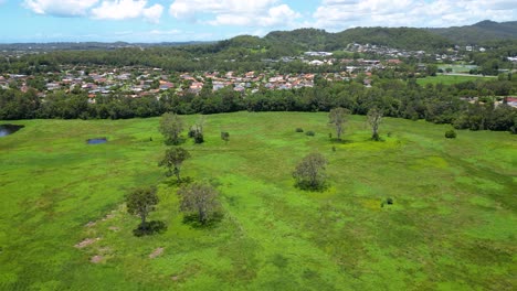 parque aéreo sobre firth, mudgeeraba mirando hacia el interior, costa de oro, queensland, australia