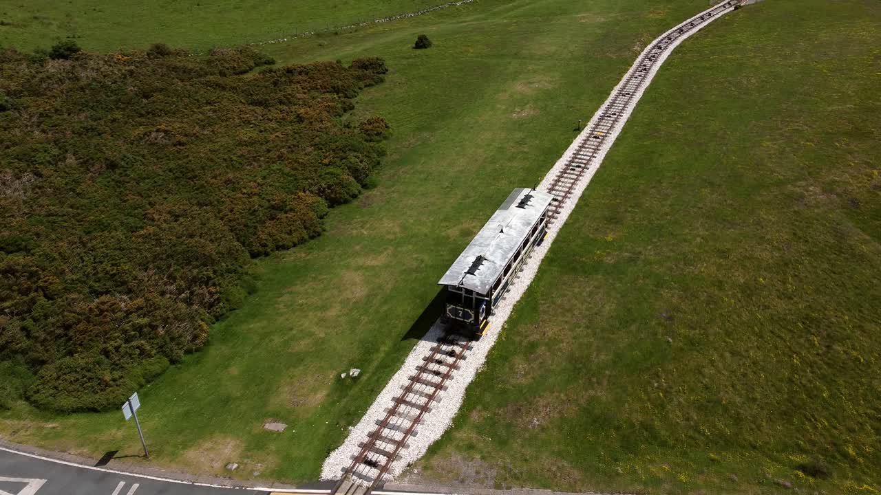 그레이트 오르메 트램웨이 조감도 llandudno 케이블은 철도를 따라 산악 관광 운송을 운영했습니다.