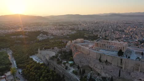 Akropolis-Stadt-Athen-Parthenon,-Symbol-Des-Alten-Griechenlandes,-Berg-Lycabettus,-Parlamentsgebäude,-Wohngebäude