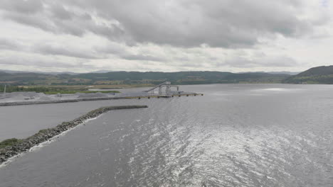 Luftbild-Zeigt-Industriegebiet-In-Verdal---Steinherstellung-Am-Hafen