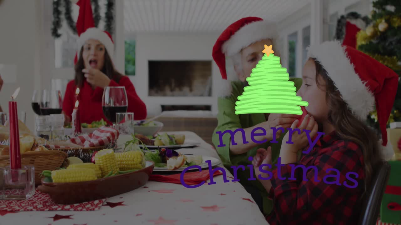 Animação de texto 'Feliz Natal' sobre família caucasiana usando gorros de Papai Noel