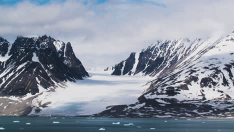 Time-Lapse-of-Arctic-Fjord