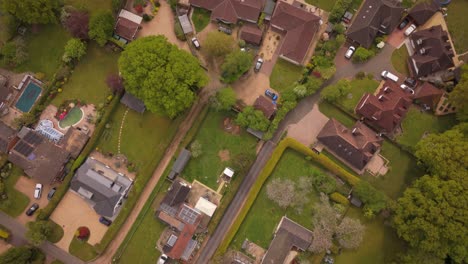 houses in the english countryside