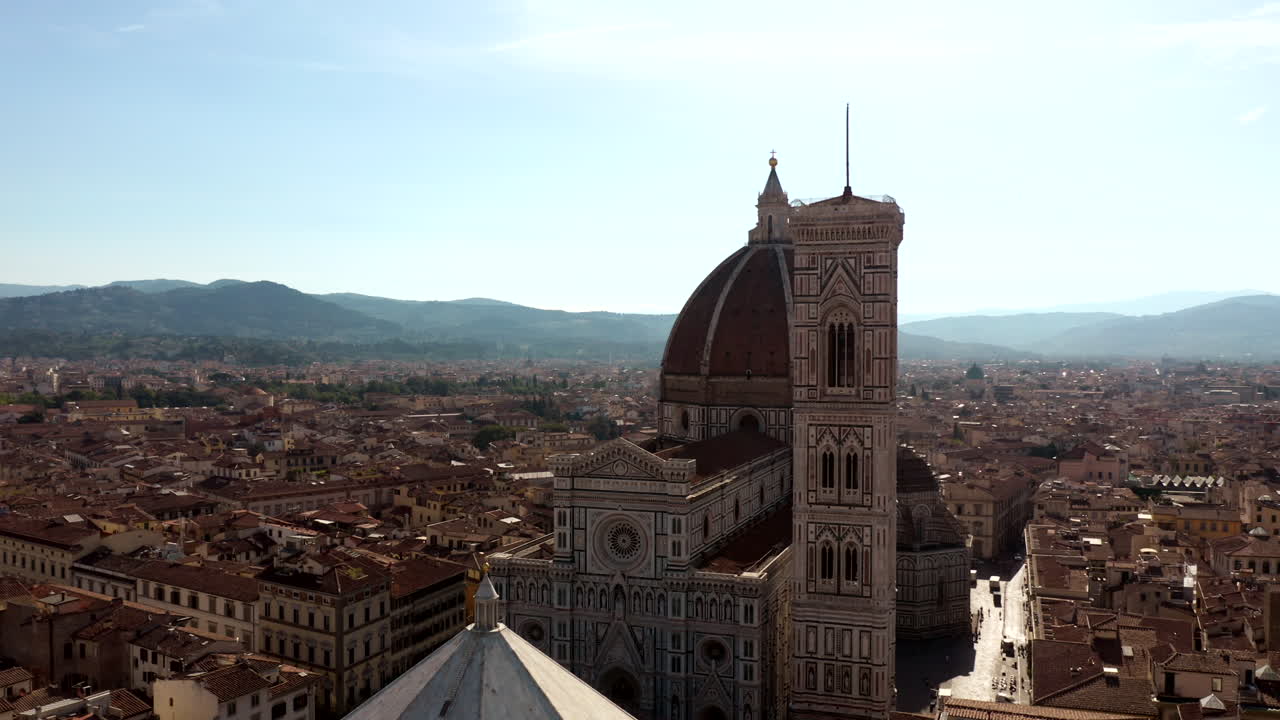 imagen aérea de la catedral de florencia y el duomo de firenze, italia