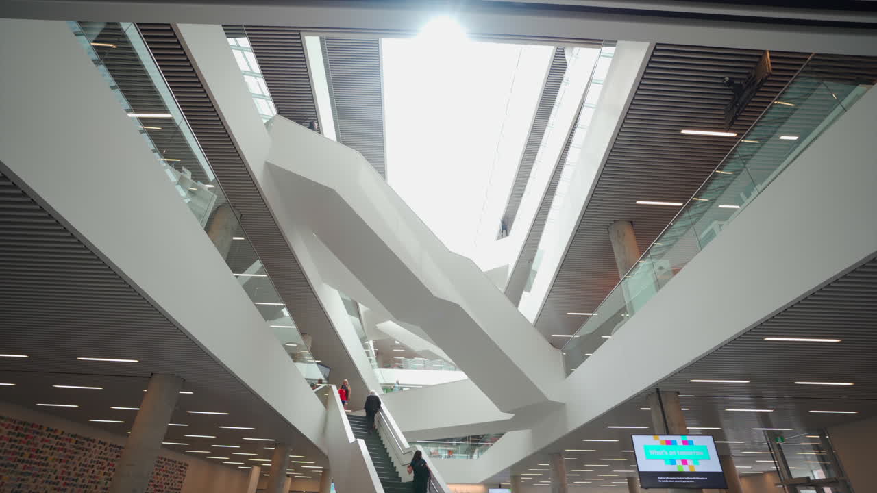 biblioteca de arquitectura de luz brillante en halifax, nueva escocia