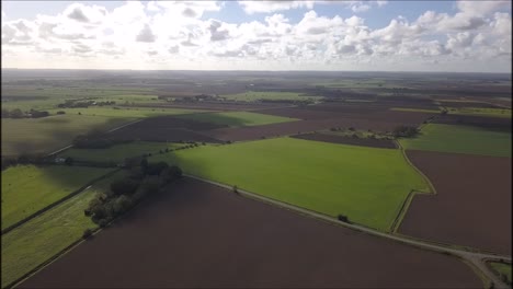 Una-Vista-Desde-Arriba-De-La-Campiña-Británica,-En-Inglaterra