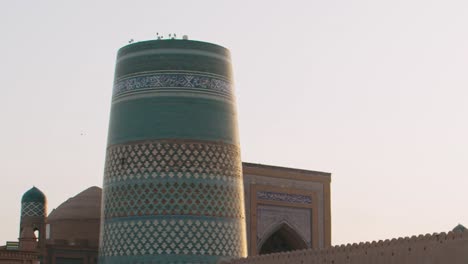 khiva uzbekistan fortress ichan kala minaret kalta minor minaret. half built minaret 2